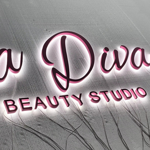 Letrero <span class=keywords><strong>LED</strong></span> impermeable para exteriores para negocios Storefront Letrero Luminoso Duradero Logo Sign Fabricación - Product Image 4