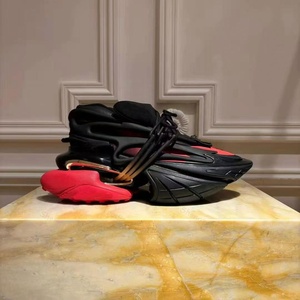 Vente en gros d'usine : Chaussures de course de luxe pour hommes et femmes, en cuir véritable de haute qualité, style designer, semelle épaisse, collection automne-hiver - Product Image 4