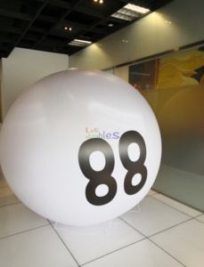 <span class=keywords><strong>Ballon</strong></span> gonflable géant personnalisé de 2 m, <span class=keywords><strong>ballon</strong></span> en PVC, LED RGB, télécommande, ballons publicitaires gonflables à l'hélium pour la décoration de fête - Product Image 3