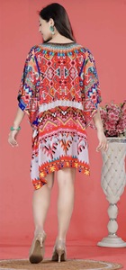 Robe longue caftan en viscose pour femme africaine, coupe ample, style poncho kimono, aspect satiné soyeux, tenue bohème pour les vacances à la plage - Product Image 3