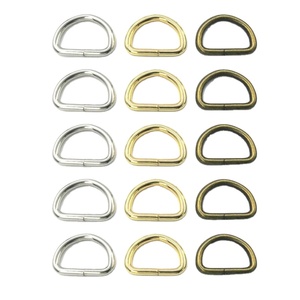 Boucle en métal en forme de D de haute qualité, sangle réglable pour sac à main et bagages - Design durable et tendance, taille et couleur personnalisables - Product Image 1