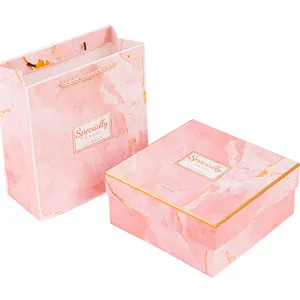 Scatola di giocattoli regalo di Design personalizzato di lusso scatola di giocattoli cosmetici confezione regalo all'ingrosso scatole rigide confezione con sacchetti per lozione per il corpo