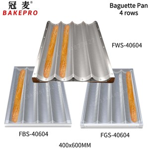 Bandeja <span class=keywords><strong>para</strong></span> Hornear Baguettes Antiadherente <span class=keywords><strong>de</strong></span> Aluminio Bake Pro FBB-4060, Utensilios <span class=keywords><strong>de</strong></span> Panadería, Capacidad <span class=keywords><strong>para</strong></span> 4 Filas - Product Image 6
