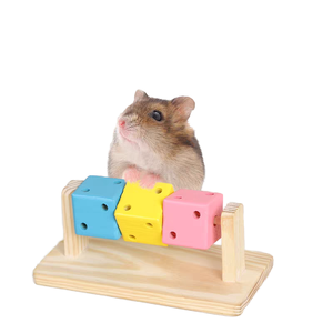 Nouveau Nid d'Ours Doré Couleur Unie en Bois, Jouet Multifonctionnel Écologique et Adorable, Ensemble de Jouets Classiques de Dessin Animé, Cube Amusant pour Hamster, Jouet à Mâcher pour Animaux de Compagnie - Product Image 2