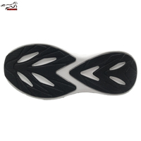 Mustang OEM Bottes de sport personnalisées Chaussures TUP TPR Caoutchouc Semelle extérieure antidérapante avec matériau Phylon