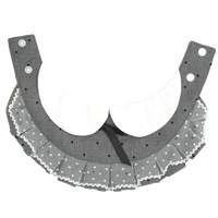Collier-bavoir en coton gris à pois pour animaux de compagnie avec béret assorti et nœud en dentelle à volants – Vêtements pour animaux de compagnie en gros