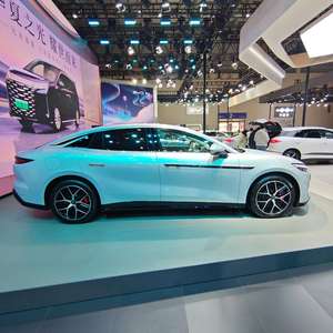 BYD Han L EV 2026, 701 <span class=keywords><strong>KM</strong></span>, 5 places, conduite intelligente LiDAR, berline 100% électrique, <span class=keywords><strong>1102</strong></span> CV, autonomie 601 <span class=keywords><strong>km</strong></span>, 701 <span class=keywords><strong>KM</strong></span>, 2 roues motrices, 4 roues motrices - Product Image 4