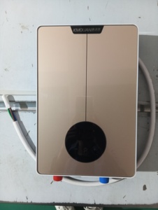 Calentador Eléctrico Instantáneo sin Tanque de 7.5kW con Carcasa de Plástico para Calefacción por Suelo Radiante, para Sistemas de Calefacción Central en Hogares y Hoteles - Product Image 4