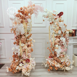 Arche de mariage florale européenne en fleurs artificielles marron corail pour fond de fenêtre, idéale pour les propositions d'anniversaire et les cérémonies - Product Image 1