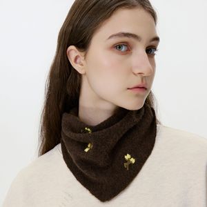 Écharpe triangulaire en <span class=keywords><strong>tricot</strong></span> fin et léger <span class=keywords><strong>pour</strong></span> femmes, couleur marron unie, avec broderie florale, <span class=keywords><strong>pour</strong></span> l'hiver, cache-cou, <span class=keywords><strong>snood</strong></span> - Product Image 3