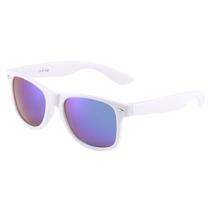 Gafas de sol JHM1028 para hombre, montura blanca de PC, protección UV400, lentes clase 2 para protección solar y conjuntos de viaje a la moda. - Product Image 4