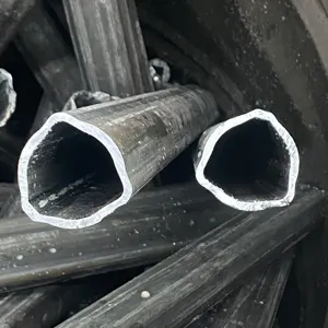 Tuyau triangulaire de tube sans couture étiré à froid de tuyau d'acier au carbone de précision
