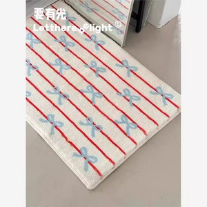 Tapis de bain rectangulaire Let There Be Light Bow Knot en fausse fourrure de cachemire, absorbant, pour salle de bain et usage domestique, lavable en machine, en fibre de polyester - Product Image 1