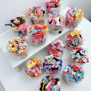 Lazo para el pelo de tamaño pequeño con cinta estampada y clip semirrígido, no daña el cabello del bebé, accesorios para el cabello - Product Image 2