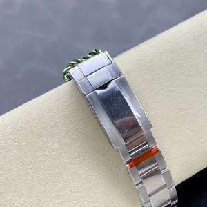 Reloj Cronógrafo Estilo Racing de 40 mm, Movimiento Automático, Bisel con Tacómetro, Manecillas Luminosas, Resistente al Agua 10 m - Product Image 5