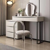 Commode de maquillage moderne en verre transparent avec miroir éclairé et panneau de bois Meubles de chambre à coucher Coiffeuse et ensemble de chaises