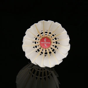 Shuanglang No.3 высококачественный Волан из гусиных перьев, стабильный полет, очень прочный. Используется для профессиональной конкуренции - Product Image 5