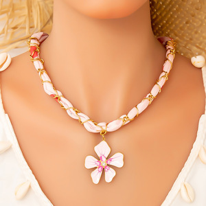 Floral Pendant Necklace Stainless Steel 18K Gold Clavicle Chain <b>Sweet</b> Strawberry Design Women's Jewelry - Product Image 1