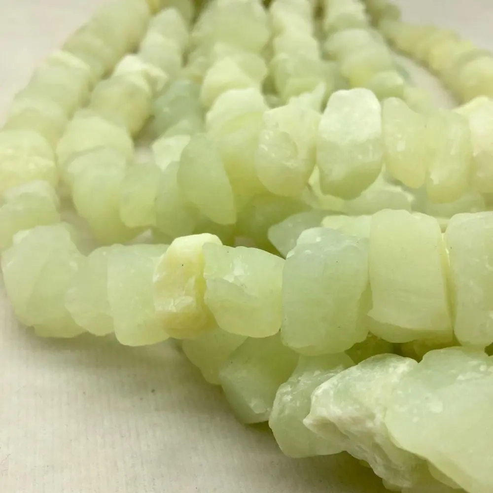 13-15*18-22 Natural Semi-precious Gemstone New Jade Unpolished Raw Materials Rough Gemstone Strand New Jade