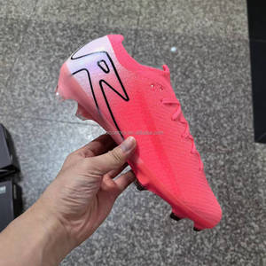 Chaussures <span class=keywords><strong>de</strong></span> Football <span class=keywords><strong>Homme</strong></span> Haute Qualité, Crampons Montants pour Garçon, Chaussures <span class=keywords><strong>de</strong></span> Sport d'Entraînement, Bottes <span class=keywords><strong>de</strong></span> Football - Product Image 4
