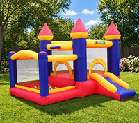 Château gonflable avec fosse à balles et obstacles, jeu sensoriel pour les tout-petits