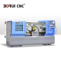 Tour horizontal CNC robuste CK6160 avec système de commande, lit plat et outils motorisés pour le filetage de barres, type cam.