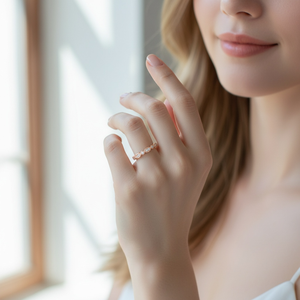 Anillo de compromiso y moda personalizado de plata y oro macizo de 10K/14K/18K, con diamantes cultivados en laboratorio CVD de calidad IGI VVS-VS, corte ovalado y corte brillante, clásico. - Product Image 2