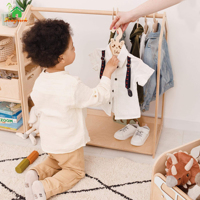 Portants à vêtements Montessori pour enfants avec étagères de présentation durables pour vêtements pour enfants