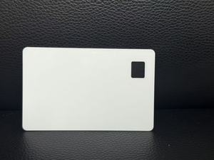 บัตรสมาร์ทการ์ดแบบเป็นมิตรกับสิ่งแวดล้อม สีขาวใส ทำจากโพลีคาร์บอเนต (PC)  สามารถสลักด้วยเลเซอร์ได้ พร้อมช่องใส 13.56MHz สำหรับบัตรสมาชิก/บัตรประจำตัวธุรกิจ - Product Image 2