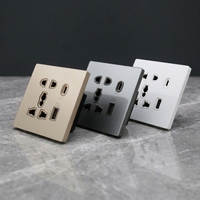 Prise murale universelle 10A IP22 en verre trempé avec ports USB-A et USB-C, ignifuge, contacts en cuivre pur, 5V, usage hospitalier