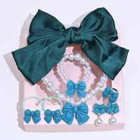 Set de Joyería de Perlas con Lazo de Satén para Niñas, Regalo de Princesa, Pinza Grande para el Cabello, Coletero, Collar de Perlas, Pulsera, Pendientes, Anillo, Accesorio para Niñas Pequeñas