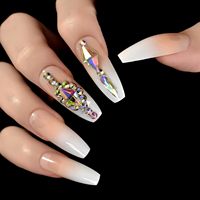 Prix d'usine, vente en gros, faux ongles de luxe en ABS, 24 pièces, faits à la main, forme cercueil longue, à presser, avec strass