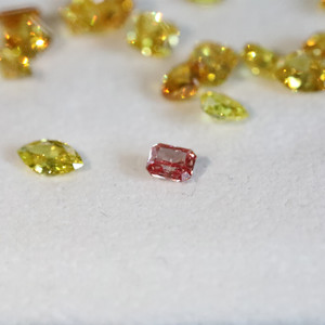 <span class=keywords><strong>1</strong></span> <span class=keywords><strong>ct</strong></span> Fancy Yellow Loose Diamonds Coussin Cut CVD Lab Grown Diamond Price - Product Image 6