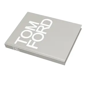 Schwarz-Weiß-Grau Einfacher Buchstabe Moderne weiche Dekoration Echtes Buch Englisch Buchraum Modell raums imulation Fremdsprache