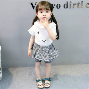 Vêtements élégants pour enfants, jupes courtes pour filles, t-shirts pour bébés et chiens, provenant de la vente en gros de vêtements - Product Image 4