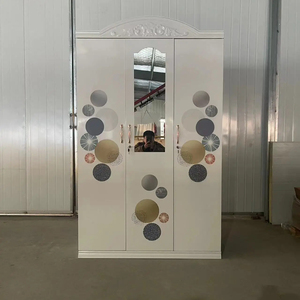 Vente en gros populaire armoire de chambre de filles avec miroir armoire en métal à 3 portes armoire à vêtements en acier lemari pakaian - Product Image 1