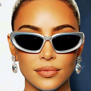 Gafas de Sol de Moda Personalizadas al por Mayor, Lentes de Espejo con Protección UV400, Montura Pequeña, Estilo Punk para Mujer, Gafas Deportivas - Product Image 2