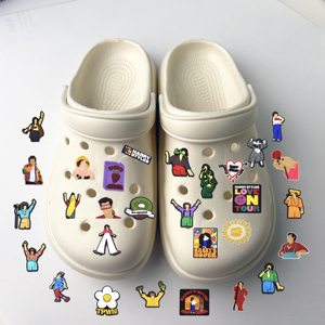 Personalità cantante artista chitarrista ballerino in PVC morbida plastica con fibbia per scarpe con ciondolo per scarpe personalizzato - Product Image 2