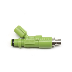 Injecteur de carburant 23209-13030 23250-13030 pour moteur diesel Toyota KF60 KF72 KF80 KF82, transmission manuelle - Product Image 1
