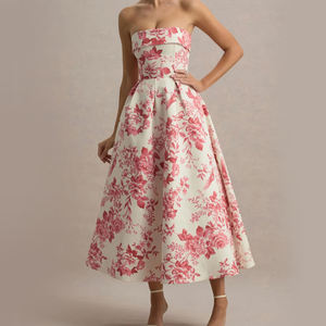 사용자 정의 인쇄 드레스 제조 업체 짠 직물 여성의 접힌 목선 민소매 어깨에서 꽃 인쇄 미디 원피스 - Product Image 1