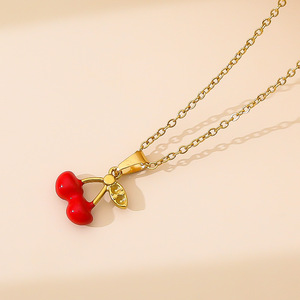Colliers pendentifs mignons en émail (fruits, homard, champignon) plaqués or 18 carats en acier inoxydable, colliers délicats pour femmes, vente en gros - Product Image 6