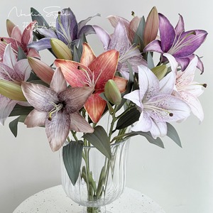 Flores de Lirio Artificiales XHD, Flores de Seda, Colores Otoñales Vintage, Decoración Nórdica Minimalista para Sala de Estar, Resistentes al Agua - Product Image 5