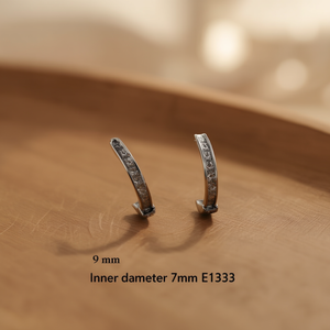 Orecchini a polsino alla moda con cristalli e strass, diametro interno 7mm, montatura a canale, in lega di zinco, gioielli unisex alla moda E1333 - Product Image 2