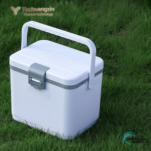 Modern Plastic Outdoor Picnic <b>Camping</b> 4.5L Car Portable Hot and Cold Dual-Use Handheld Shoulder Strap Ice <b>Storage</b> Cooler <b>Box</b> - Product Image 4