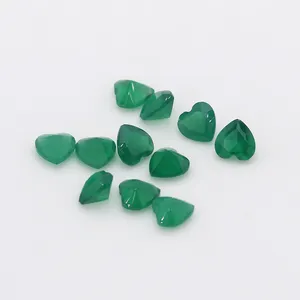 Wholesale green Onyx chalcedony cabochon green agate heart shape natural green chalcedony for agate ring making