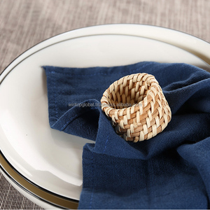 Platos Desechables al por Mayor, Ecológicos, Sostenibles, Tejidos Naturalmente con Jacinto de Agua, Mimbre y Ratán - Product Image 6