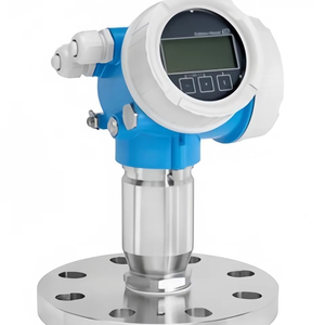Jauge de niveau radar Endress+Hauser série FMR60, modèle complet et précis pour la mesure de solides. - Product Image 1