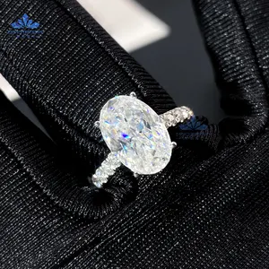 Best price romantic jewelry engagement wedding 4ct oval ice crushed cut moissanite ring vvs diamond rings for women