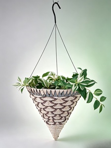 Panier suspendu conique tressé, pot de fleurs suspendu conique tressé, panier suspendu pour plantes d'intérieur et d'extérieur - Product Image 1