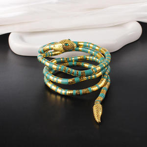 Collar de Serpiente Enrollada Estilo Europeo Americano, Colgante de Serpiente con Incrustaciones de Diamantes de Alta Calidad, Diseño de Forma Aleatoria - Product Image 2